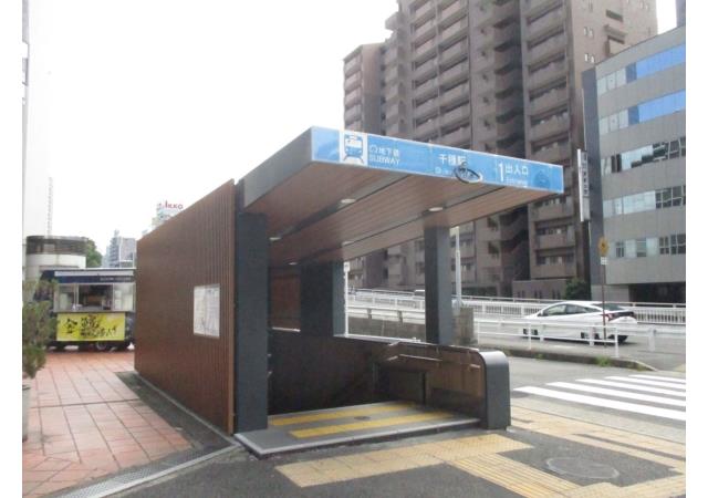千種駅出入口上屋(リニューアル後)