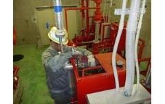 消火ポンプの部品の交換の写真