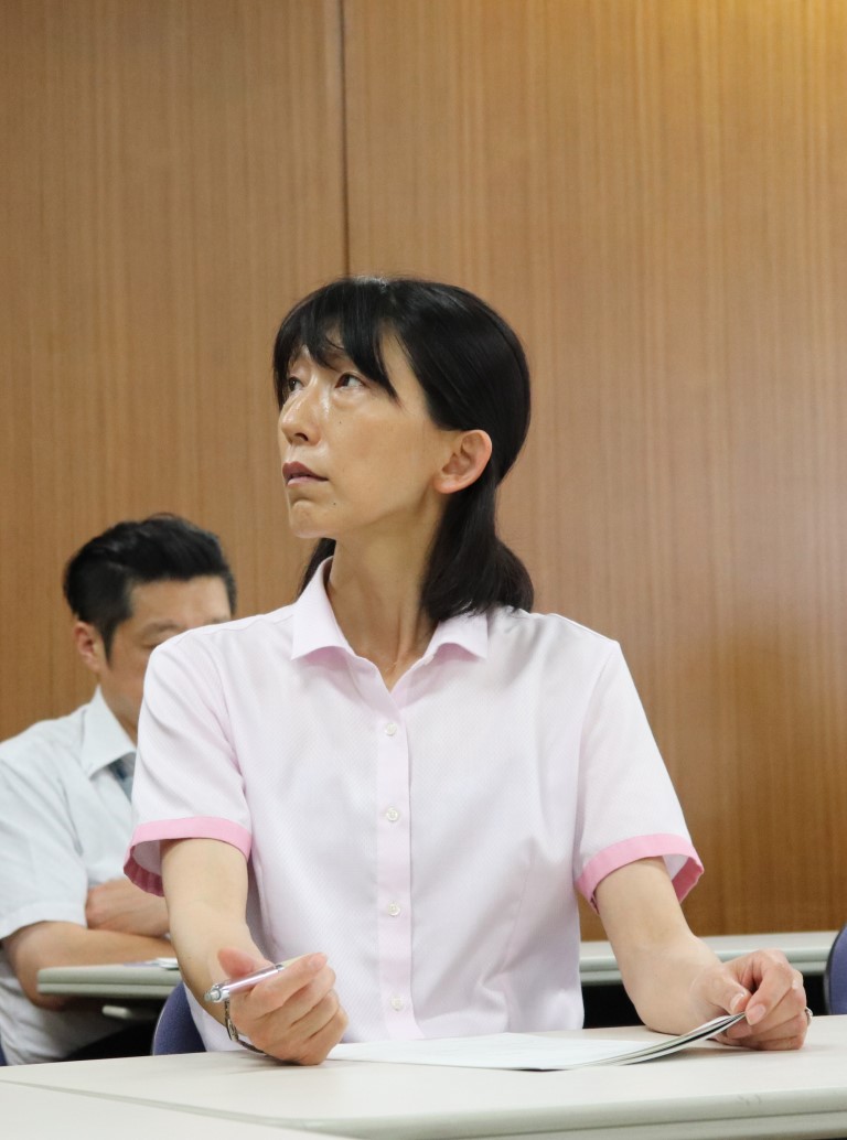 バス営業所所長の写真、仕事内容・魅力