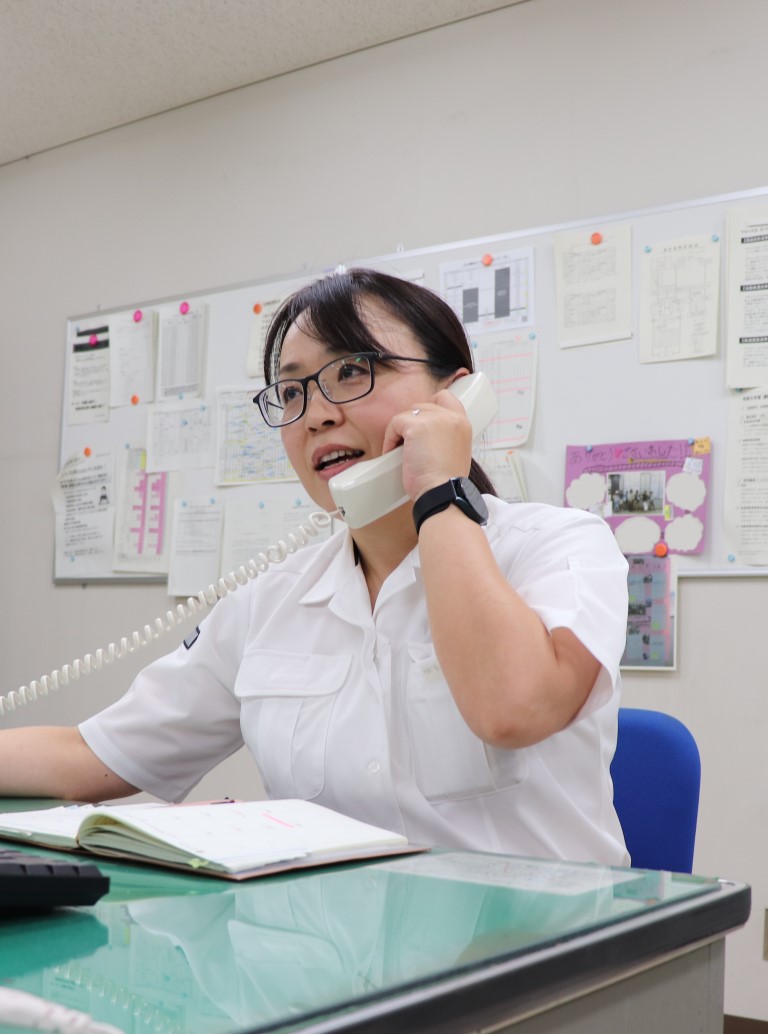 地下鉄運転区副長の写真、これまでのキャリアと役職者を目指した理由