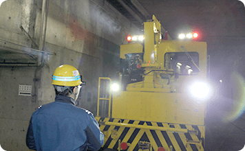 夜間作業の様子