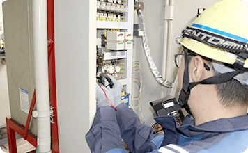 勤務終了の様子