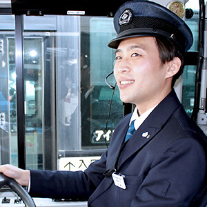 市バス運転士の写真