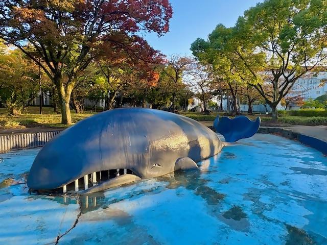 道徳公園のクジラ像の画像